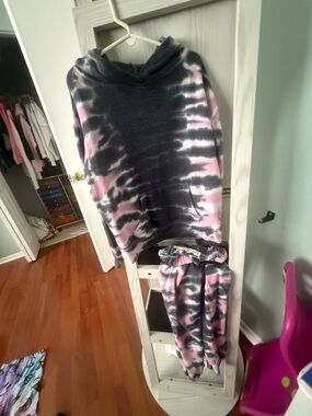 Vintage Havana Gray Sherpa-Lined Hoodie